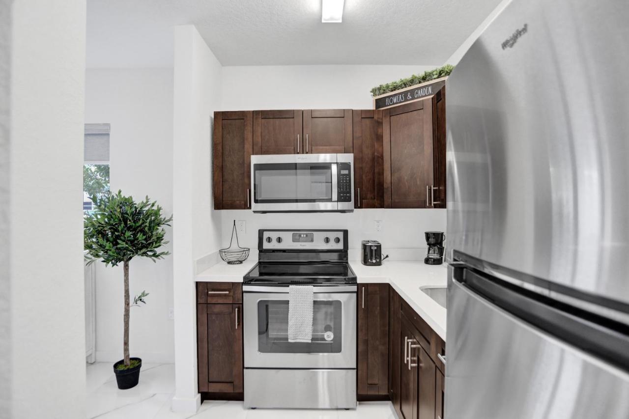Renzzi Wynwood Apartments Miami Exterior photo